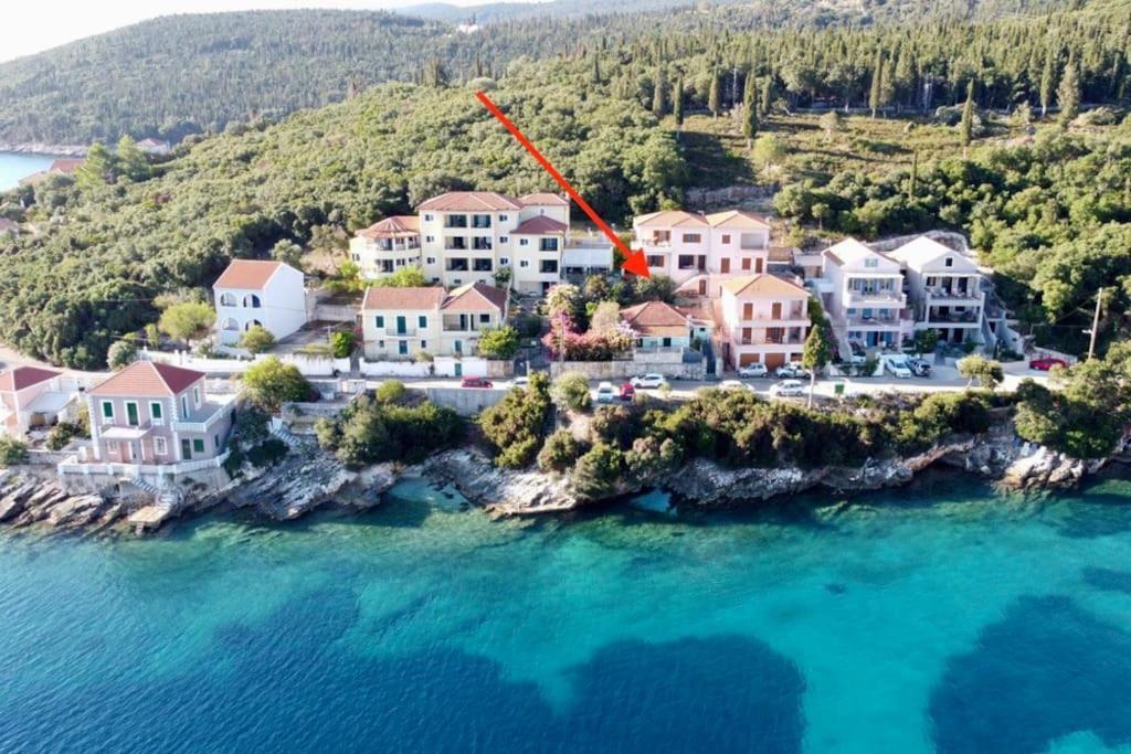 Tassos Cottage Fiskardo Esterno foto